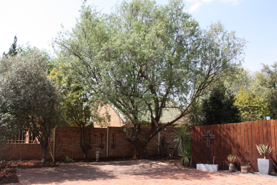 3 Bedroom Property for Sale in Langenhovenpark Free State